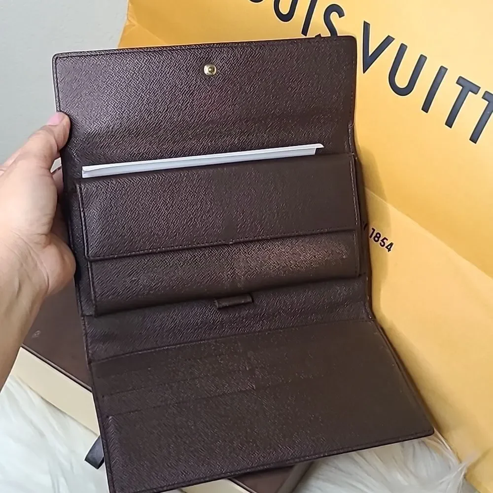 💯 Authentic Louis vuitton DE Long Wallet 🍀